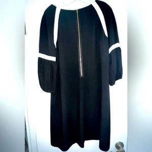 NWOT JULIAN TAYLOR BLACK MID DRESS. SZ 14